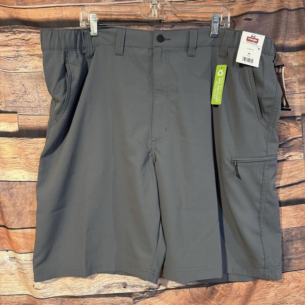 Wrangler Men's Outdoor Performance Shorts Size 44 Gray Recycled UPF 50 Utility